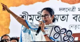 গণনায় এগিয়ে বিজেপি, মমতা বললেন ‘ওয়েট অ্যান্ড সি’
