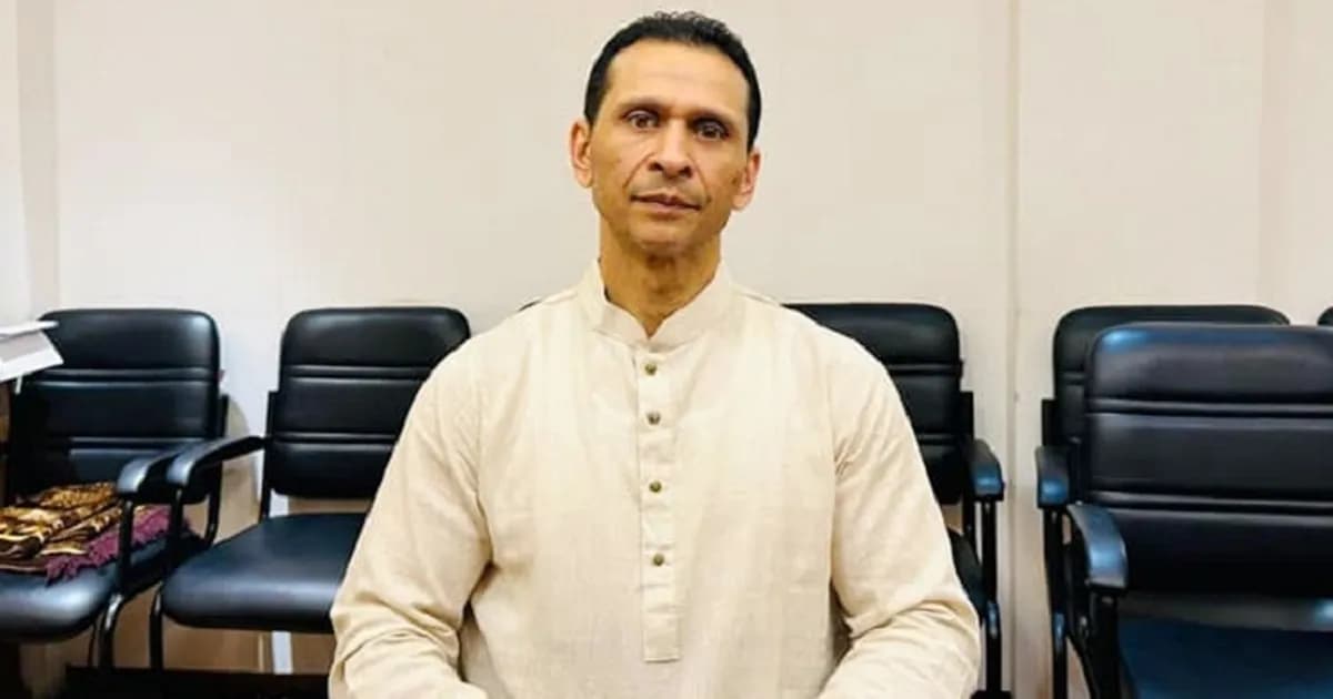 আ.লীগের হাইকমান্ডকে ইঙ্গিত করে সোহেল তাজের স্ট্যাটাস