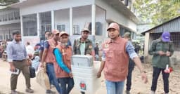 ঠাকুরগাঁও-১ উপনির্বাচন: ১৮৫ কেন্দ্রে সরঞ্জাম বিতরণ সম্পন্ন