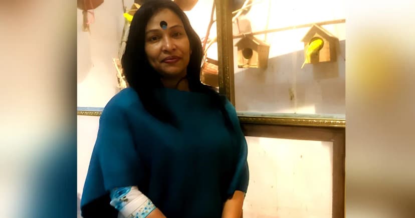 সরকারি গুদামকে নিজস্ব ব্যবসা প্রতিষ্ঠান বানিয়েছেন দিনা