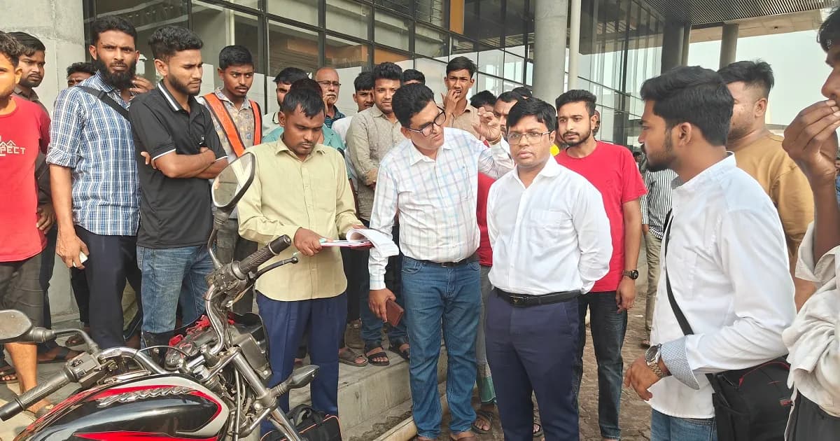 বগুড়ার শেরপুরে তেল পাম্পে ইউএনও’র অভিযান, দুজনকে জরিমানা