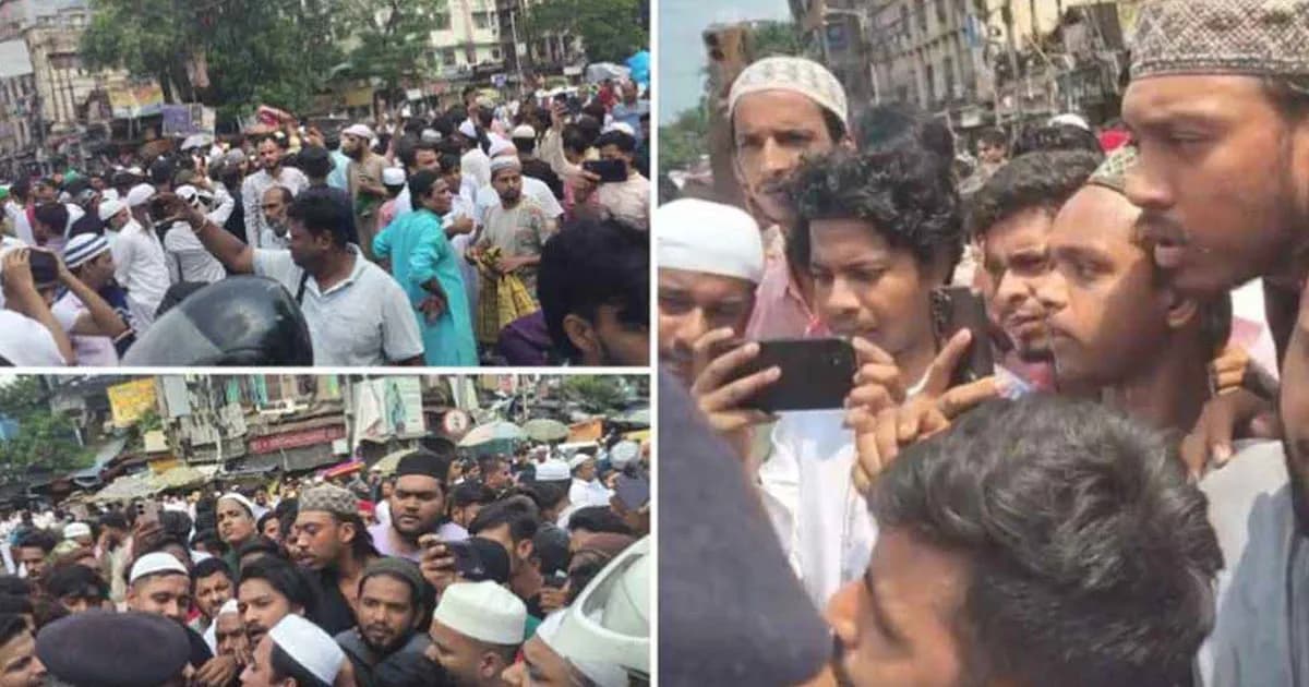 কলকাতার রাস্তায় নামাজ পড়তে বাধা পুলিশের, ব্যাপক উত্তেজনা