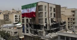 যুক্তরাষ্ট্র ও ইসরায়েলের হামলায় ইরানের ক্ষতি ৩৩ লাখ কোটি টাকা