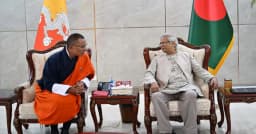 ঢাকায় পৌঁছেই ভূমিকম্পে ক্ষয়ক্ষতির খোঁজ নিলেন ভুটানের প্রধানমন্ত্রী