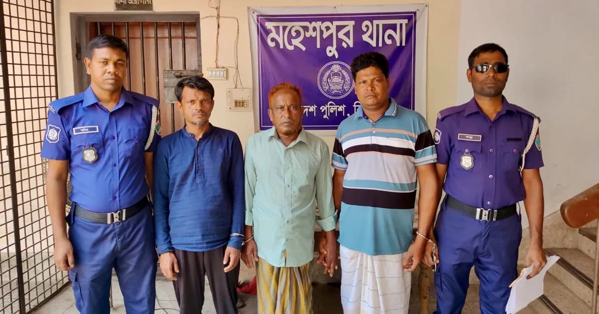 মহেশপুরে ভ্যানচালক নির্যাতন, ৩ জন গ্রেফতার