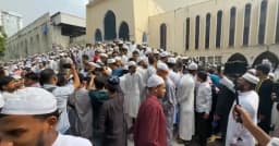 জাতীয় মসজিদে খতিবের ‘অপসারণ দাবি’ ঘিরে উত্তেজনা