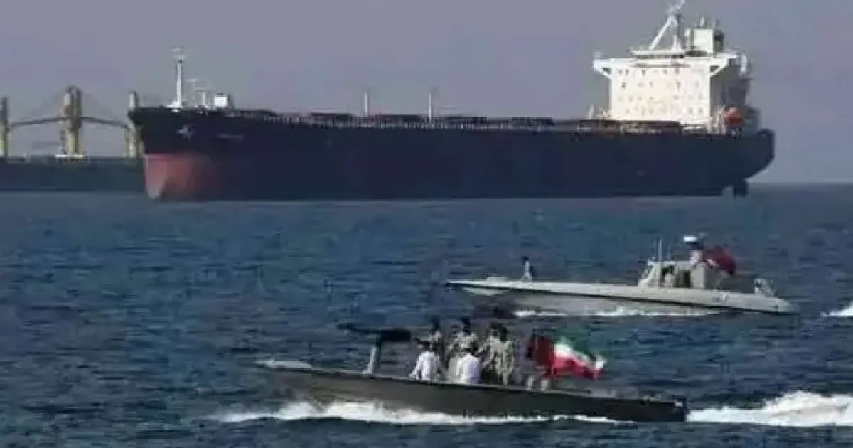 নিরাপদে হরমুজ অতিক্রম করল ভারতের ২ এলপিজি ট্যাঙ্কার