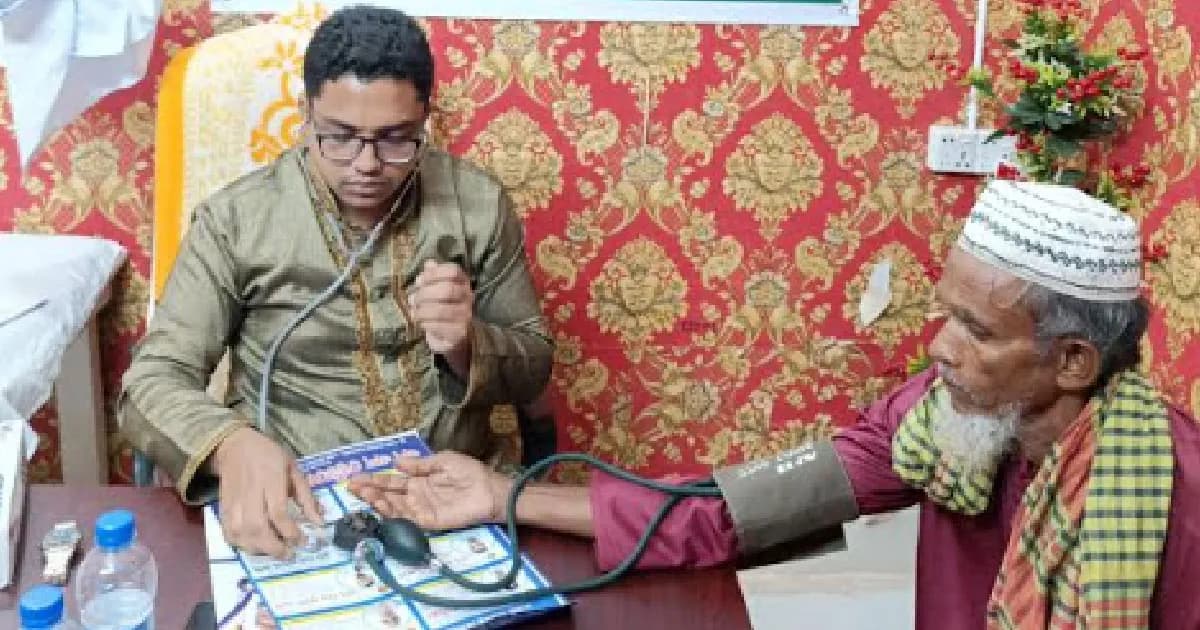 ভোলায় গরিব ও অসহায়দের পাশে ‘এস এস মেডিকেল সার্ভিস’