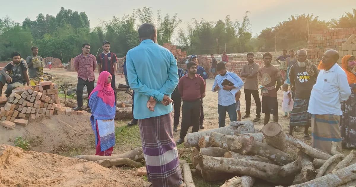 মানিকছড়িতে অবৈধ ইটভাটায় অভিযান, ২ লাখ টাকা জরিমানা