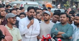 সরকার সব দিক থেকেই ব্যর্থতার পরিচয় দিচ্ছে: আখতার হোসেন