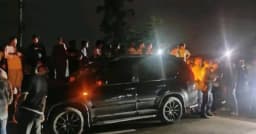 চট্টগ্রামে চলন্ত প্রাইভেটকারে গুলি
