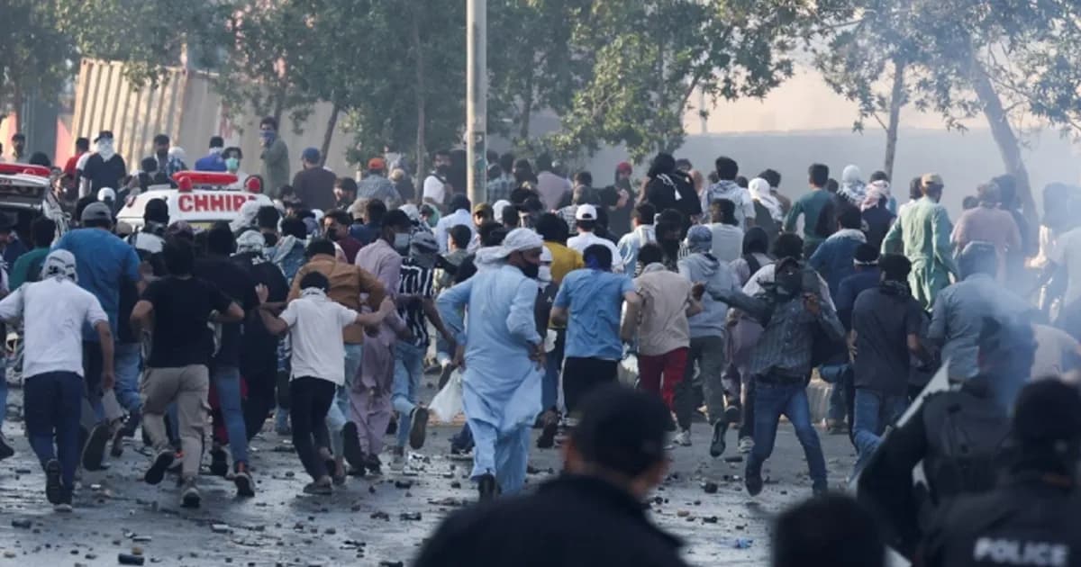 খামেনি হত্যার প্রতিবাদ করতে গিয়ে পাকিস্তান ও ইরাকে নিহত ২২