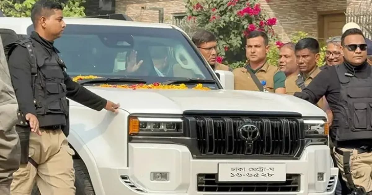 সরকারি নয়, ব্যক্তিগত গাড়িতে চলাফেরা করবেন প্রধানমন্ত্রী