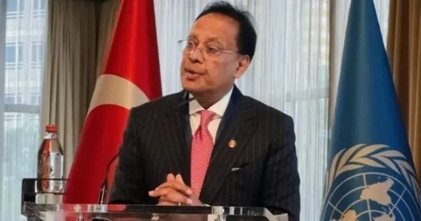 সরকারি খাতে এআই ব্যবহারে সক্ষমতা ও আস্থা বাড়ানোর আহ্বান