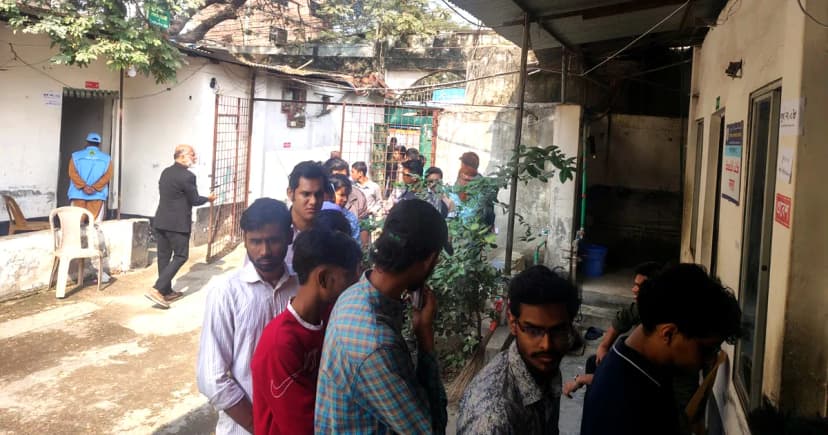 ভোটের প্রথম দুই ঘণ্টায় চার কেন্দ্রে যত ভোট পড়লো