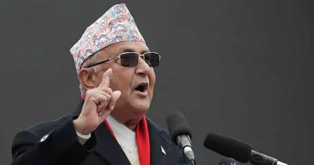 প্রকাশ্যে নেপালের ক্ষমতাচ্যুত প্রধানমন্ত্রী অলি, দিলেন হুঁশিয়ারি