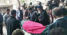 শেষ গোসলের জন্য হৃদরোগ ইনস্টিটিউটে নেওয়া হলো হাদির মরদেহ