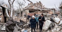 রাশিয়ার হামলায় ইউক্রেনে বিদ্যুৎবিহীন ৬০ হাজার মানুষ