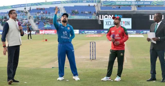 বাঁচা-মরার ম্যাচে টস জিতে ব্যাটিংয়ে টাইগাররা, একাদশে চার পরিবর্তন