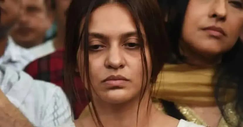 রাহুলের শোক কাটিয়ে শুটিংয়ে ফিরলেন প্রিয়াঙ্কা সরকার