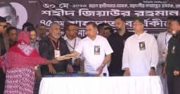 দুস্থদের মাঝে খাদ্য ও বস্ত্র বিতরণ উদ্বোধন করলেন প্রধানমন্ত্রী