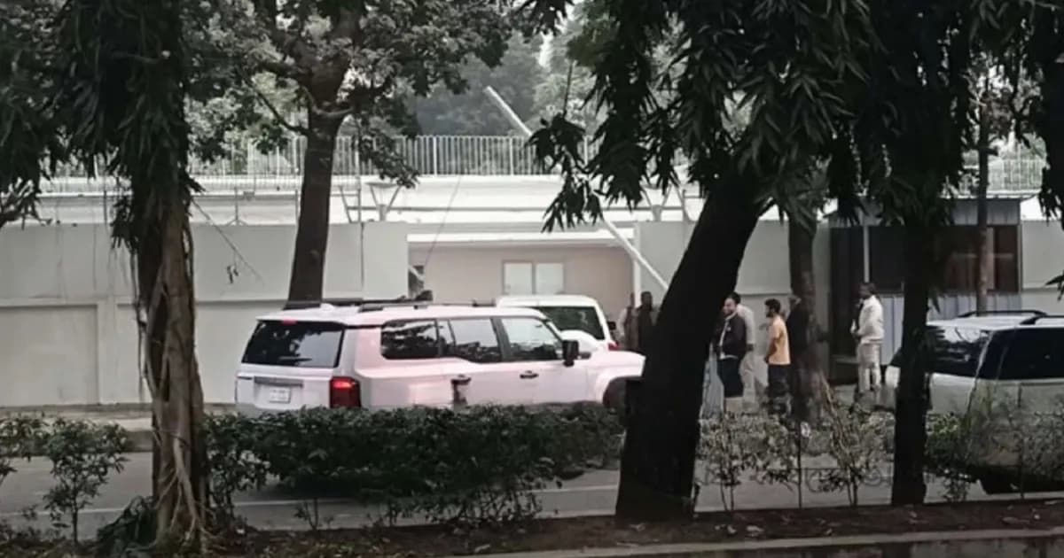 জুবাইদা ও জাইমা রহমান পৌঁছেছেন গুলশানের ১৯৬ নম্বর বাসভবনে