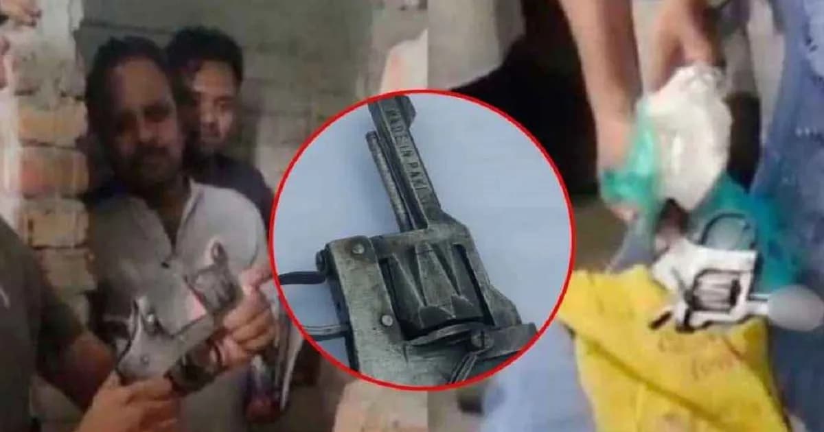 ঢাকার মাদরাসায় পাওয়া গেল ‘মেইড ইন পাকিস্তান’ লেখা অস্ত্র