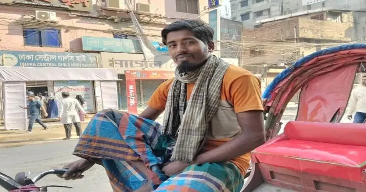 নিজের ভোটের আনন্দ না পেলেও ভোটারদের সহায়তা করছেন জহিরুল