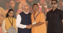 সীমান্তে বেড়ার জন্য বিএসএফকে ২৭ কিলোমিটার জমি দিলো শুভেন্দু