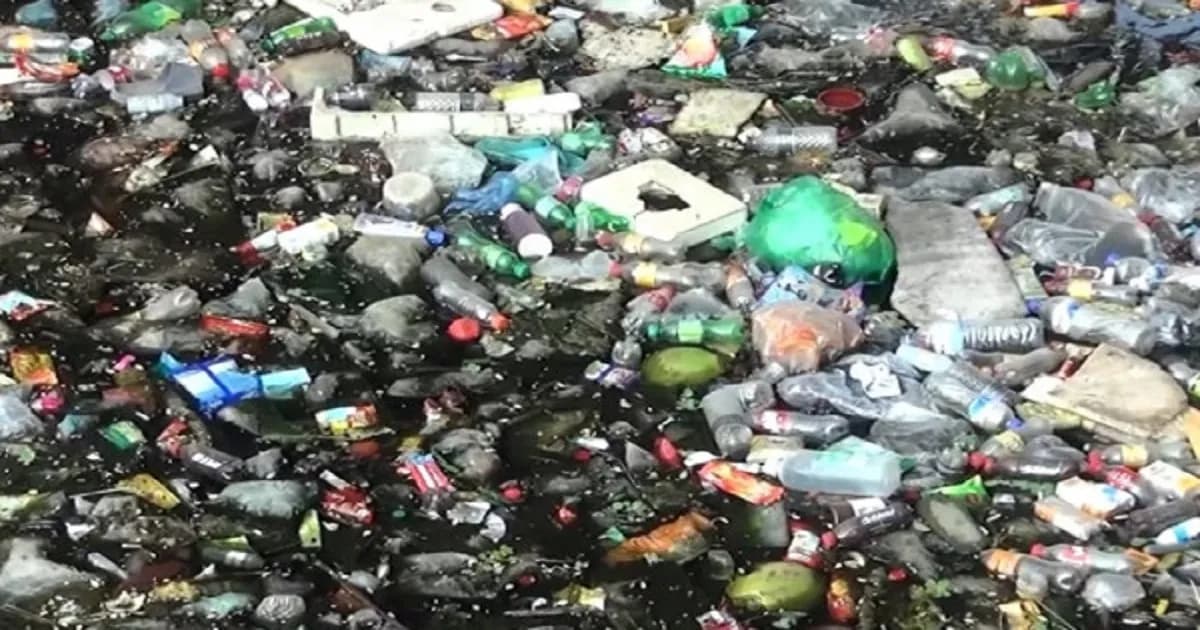 দুইশ’ কোটি টাকার খাল এখন ময়লা ও মশার উৎপাতের কেন্দ্রবিন্দু