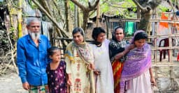 মেয়েদের ক্ষুধার কান্না সহ্য হয় না রাগে মারি, পরে বুক ভেঙে কাঁদি