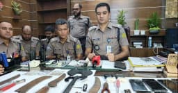 মোহাম্মদপুরে অভিযানে পুলিশের ওপর হামলা, ছিনতাইকারী গুলিবিদ্ধ