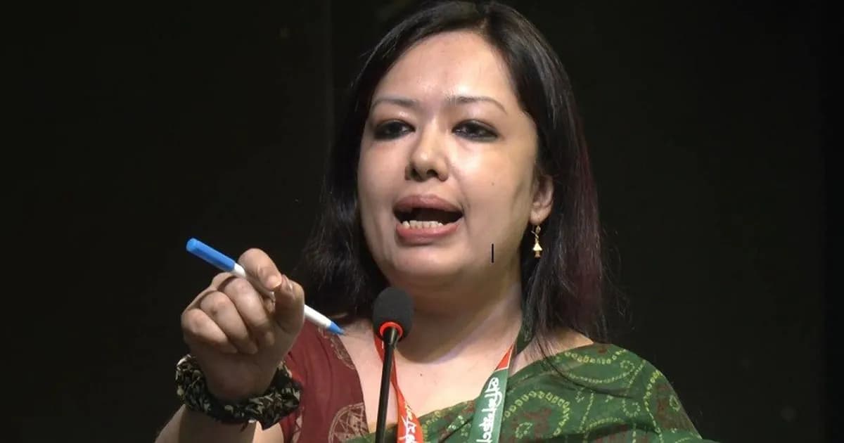 জামায়াতকে নিয়ে বিস্ফোরক মন্তব্য করলেন রুমিন ফারহানা