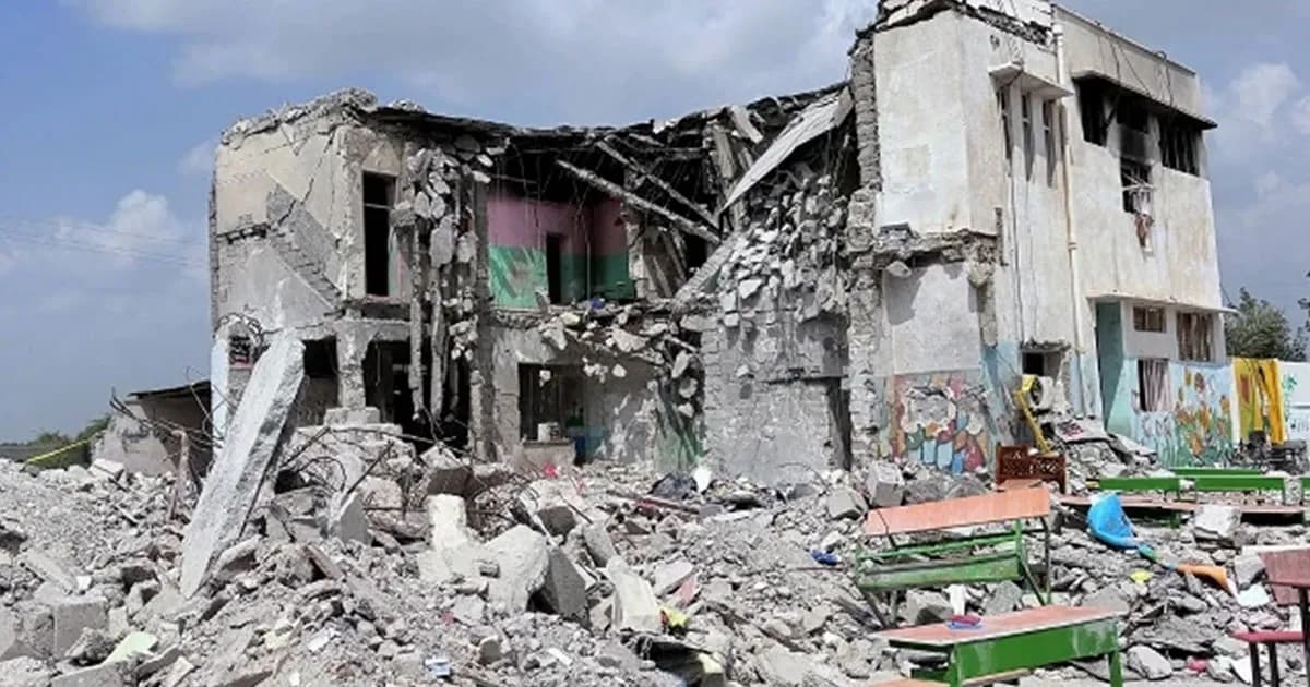 হামলায় ক্ষতিগ্রস্ত স্কুলের অর্ধেকের বেশি মেরামত করেছে ইরান