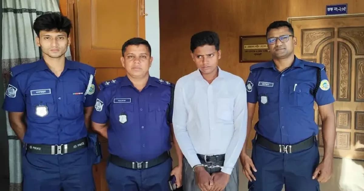 অন্যকে দিয়ে লিখিত পরীক্ষা, ভাইভায় এসে যুবক আটক