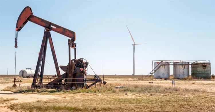 বিশ্ববাজারে আবারও বাড়ল তেলের দাম, এশিয়ায় শেয়ারবাজারে দরপতন