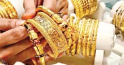 বিশ্ববাজারে সোনার বড় দরপতন, দেশেও দাম কমার সম্ভাবনা