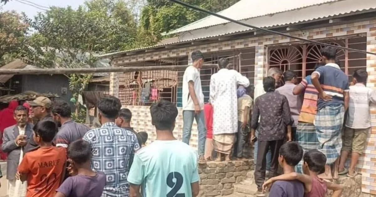 নববধূর মৃত্যু : হাসপাতালের সামনে লাশ রেখে পালালো স্বামী