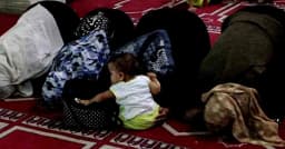 নারীদের জানাজার নামাজ পড়ার নির্দেশ আছে কি?