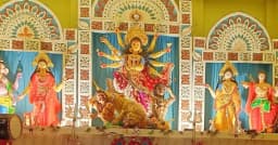শারদীয় দুর্গাপূজার আজ মহানবমী, মণ্ডপে মণ্ডপে বিদায়ের বিষাদ