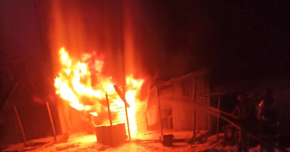 অগ্নিকাণ্ডে পেট্রোলের দোকানসহ চার ব্যবসা প্রতিষ্ঠান ভস্মীভূত