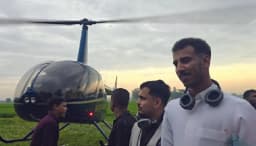 হেলিকপ্টার নামতেই সৌদি নাগরিককে ঘিরে গ্রামে উৎসব