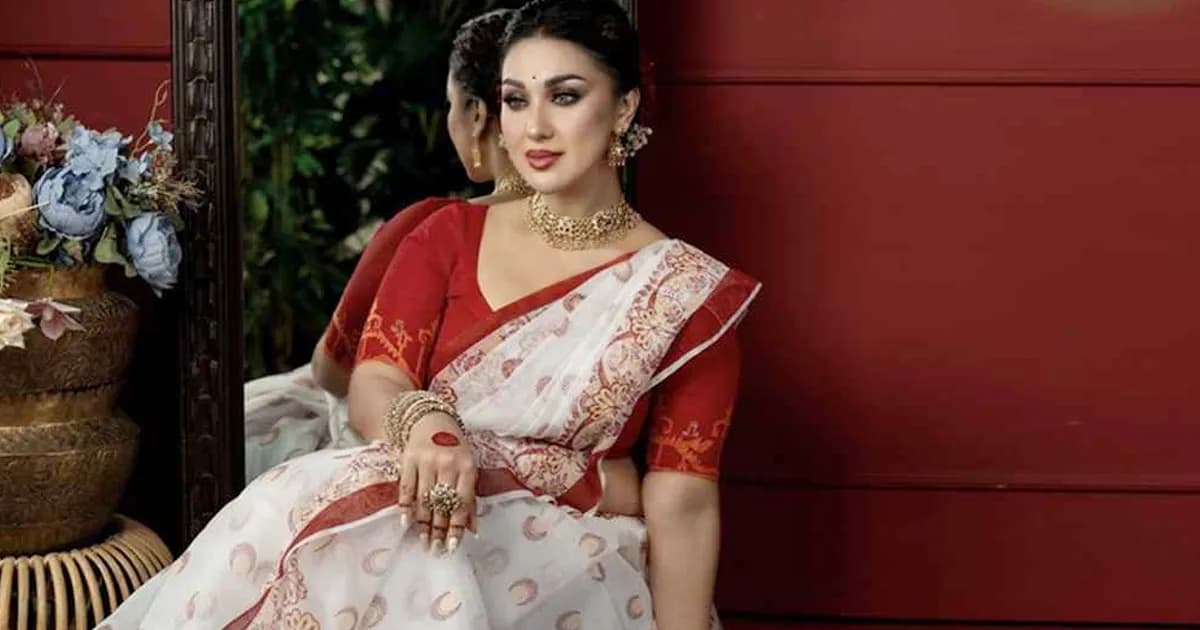 পূজায় কষ্ট পান অপু বিশ্বাস, জানালেন স্মৃতির কথা