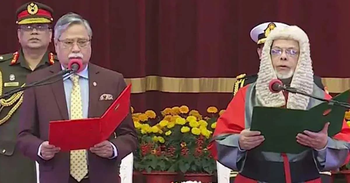 প্রধান বিচারপতি হিসেবে শপথ নিলেন জুবায়ের রহমান চৌধুরী