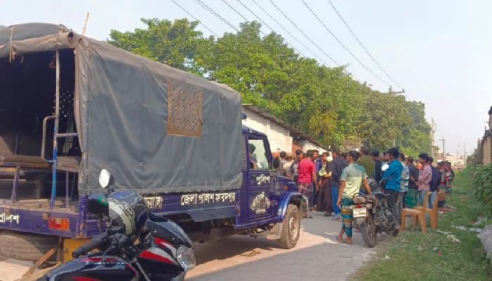 বৈদ্যুতিক তার চুরি করতে গিয়ে যুবকের মৃত্যু