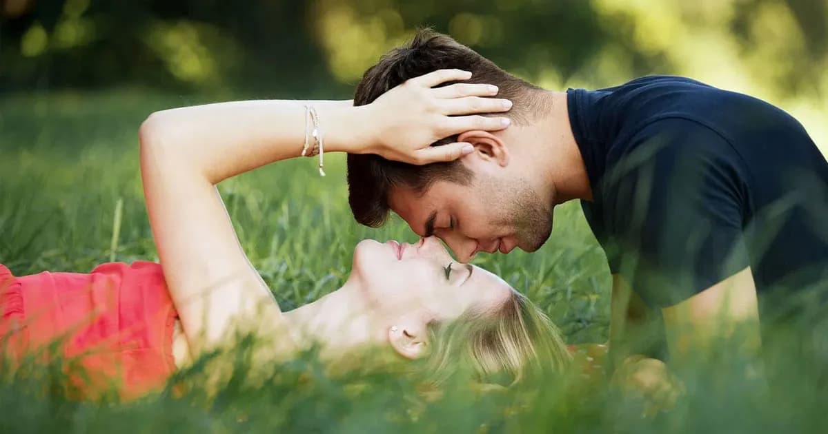 সত্যি ভালোবাসা নাকি প্রেমের নাটক? বুঝে নিন সহজেই