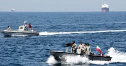 মার্কিন অবরোধ না উঠলে বন্ধ থাকবে হরমুজ প্রণালি: ইরান