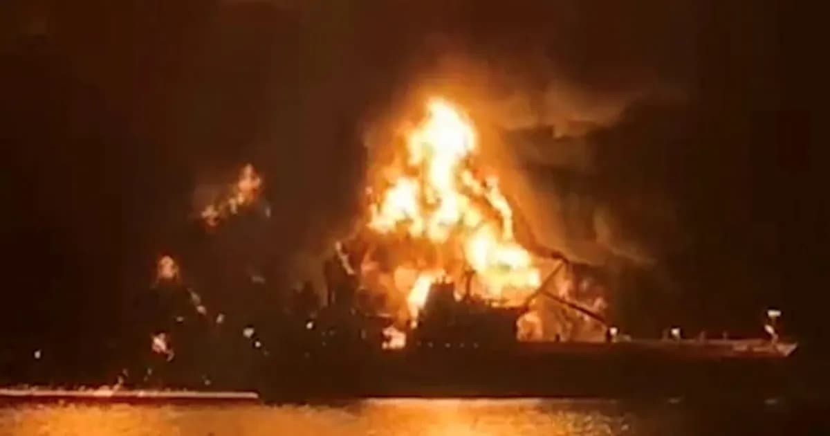 তেলবাহী ট্যাংকারে হামলা, ইরাকের সব জ্বালানি বন্দরের কার্যক্রম বন্ধ