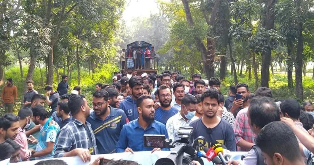 বিসিএস পরীক্ষার্থীদের অবরোধ, ঢাকা-ময়মনসিংহ রেল যোগাযোগ বন্ধ