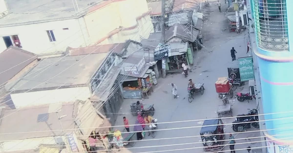 নাইটগার্ডকে জিম্মি করে শৈলকূপার বাজারে ডাকাতি